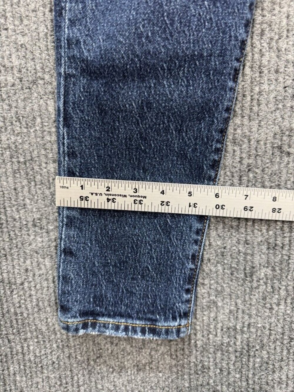 Levi’s Jeans 501 S Womens 26x30 Button Fly Skinny Distressed Dark Wash Denim - Picture 9 of 11